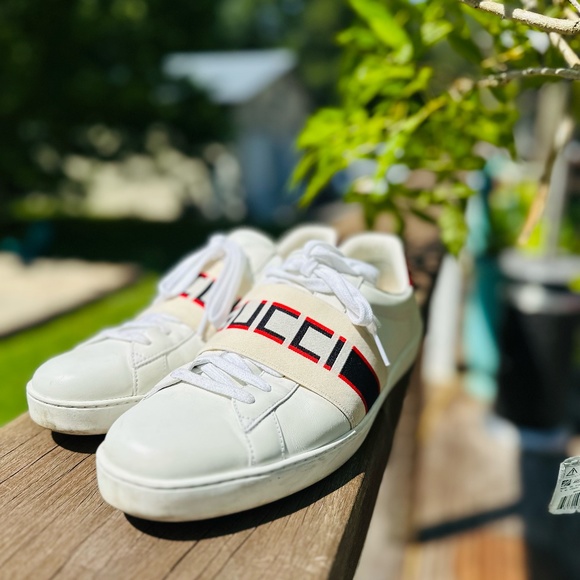 Gucci Ace Stripe Sneaker - Picture 2 of 7